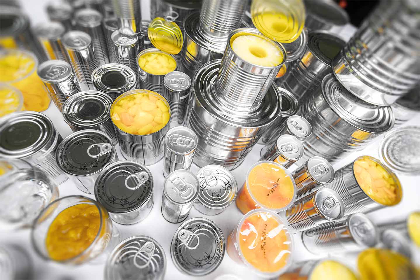 S&Wは、カリフォルニア生まれの缶詰ブランド。高品質な缶詰フルーツや豆缶をお届けしています。