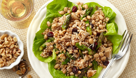 白いんげん豆とアスパラガスのサラダ