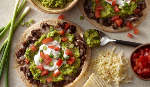 グアカモレとビーンズのピタピザ