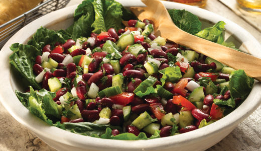 フレッシュハーブとビーンズのサラダ